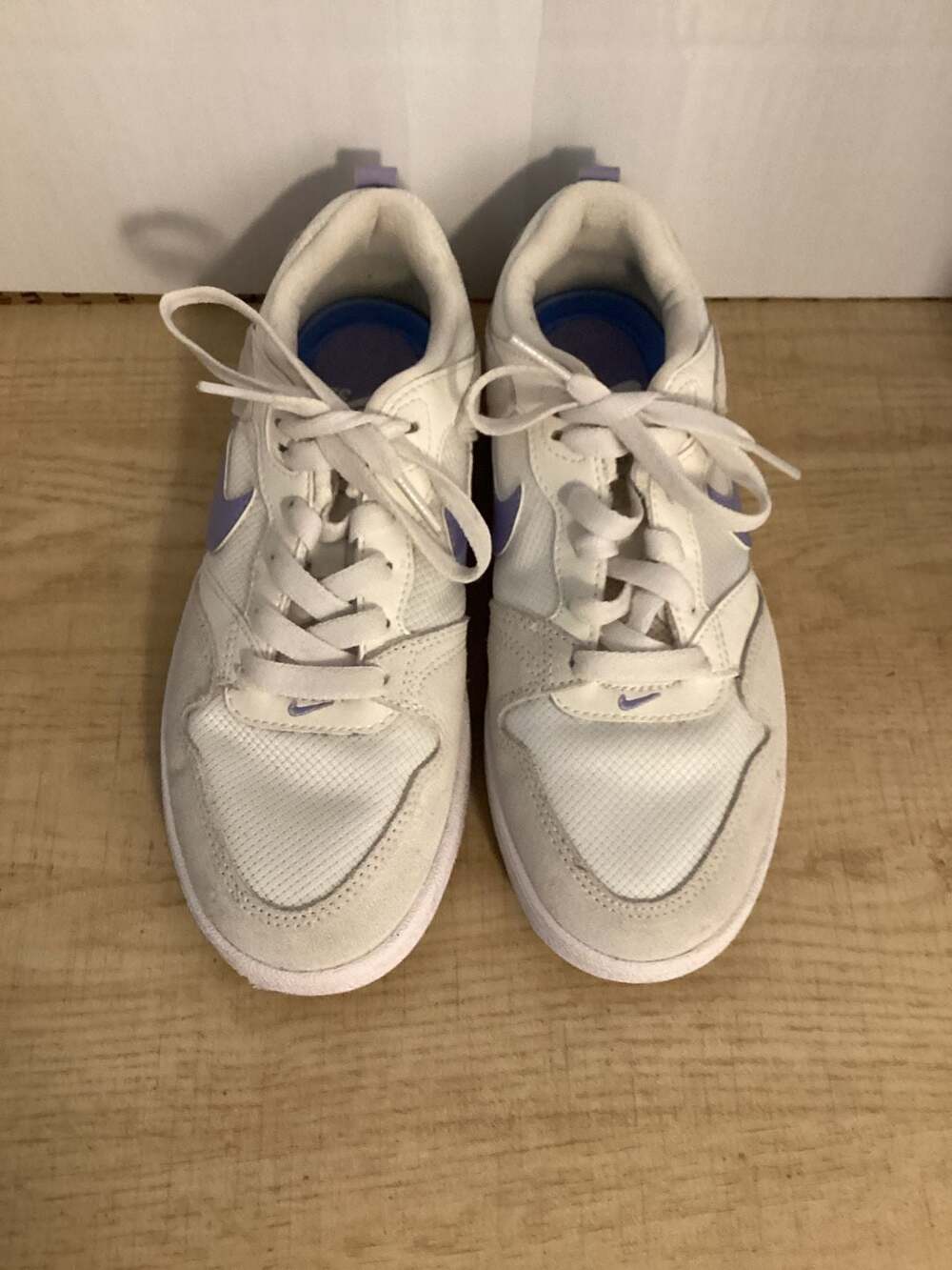 Nike SB Alleyoop Size 5.5 White Purple Skate Shoes - Picture 2 of 6